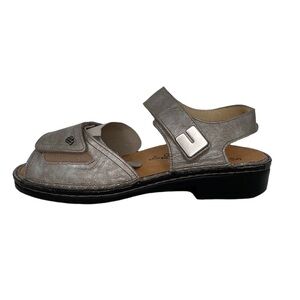 Finn Comfort Luxor Sandals NWOT Peep Toe Ankle Strap Size 7